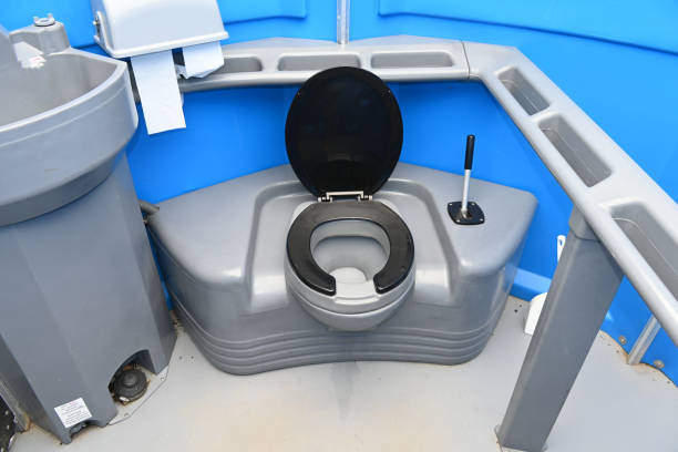 Best Luxury portable toilet rental  in Perris, CA